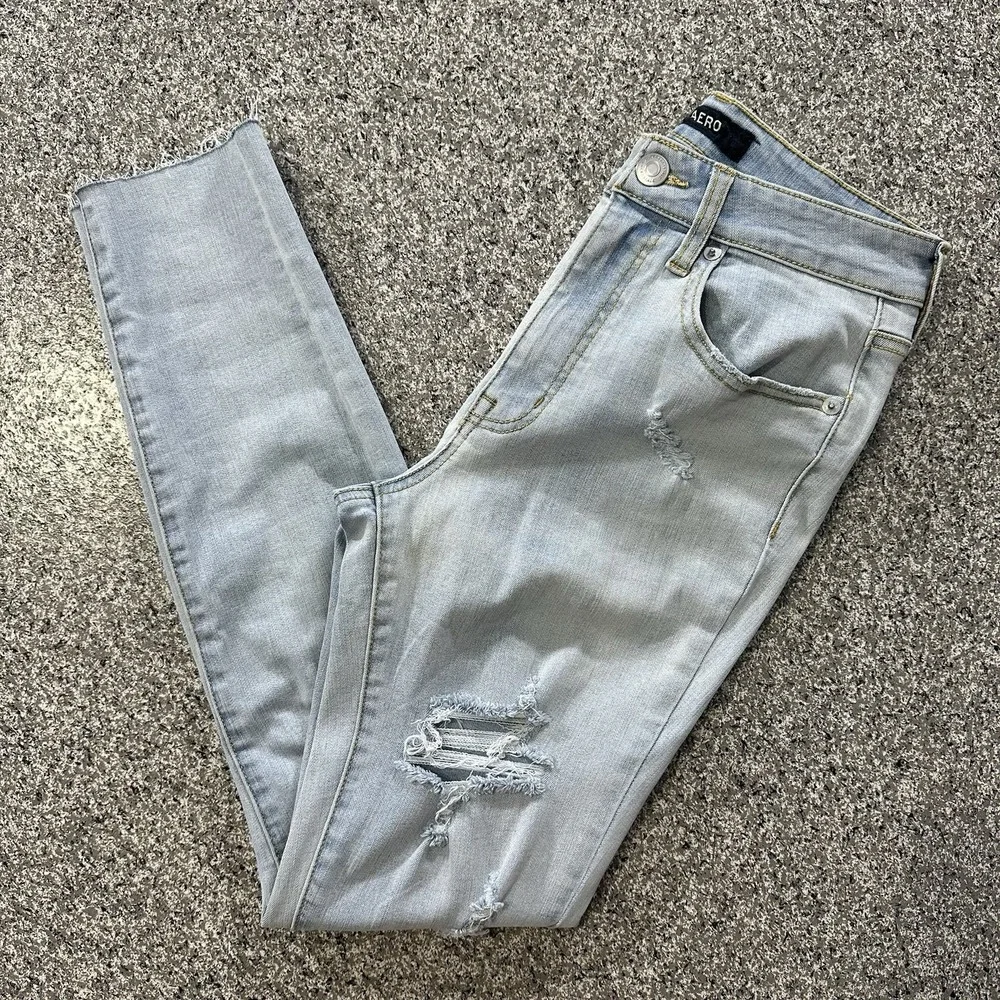 Aeropostale Jeans Womens 4 27x28 Aero Super High Rise Jegging Distressed Raw Hem